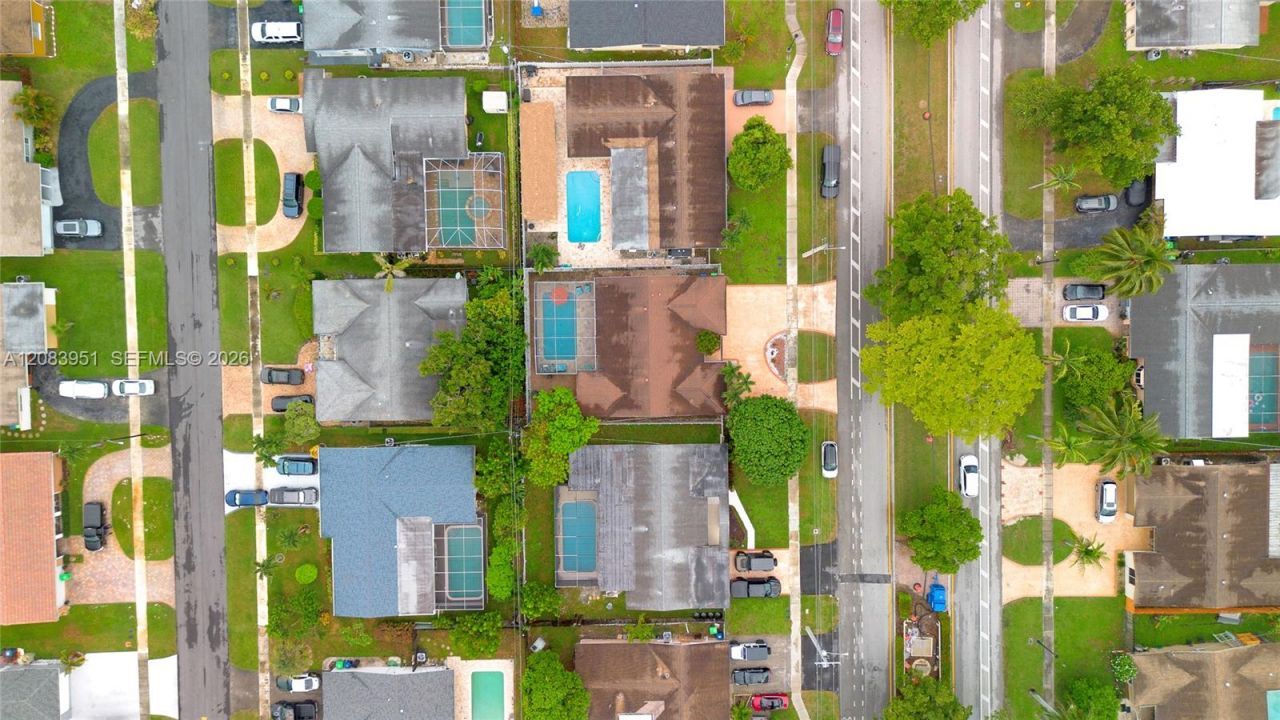 8441 Sunset Strip, Sunrise, FL 33322 Photo