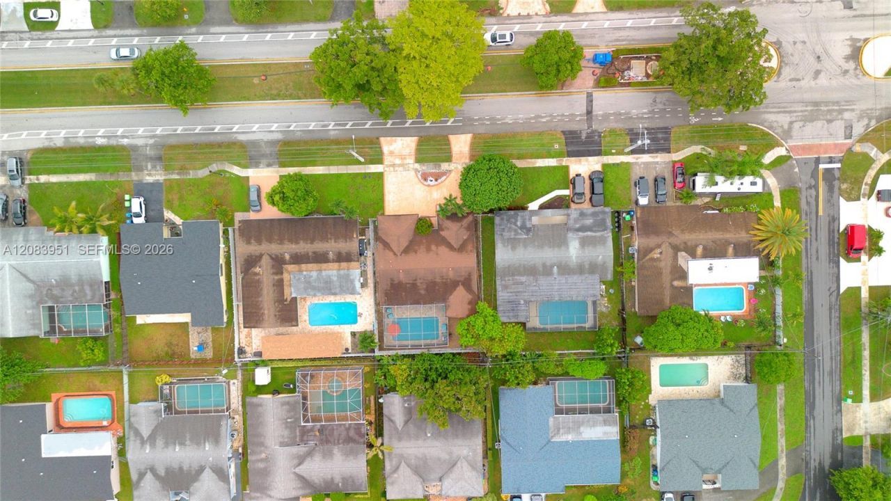 8441 Sunset Strip, Sunrise, FL 33322 Photo
