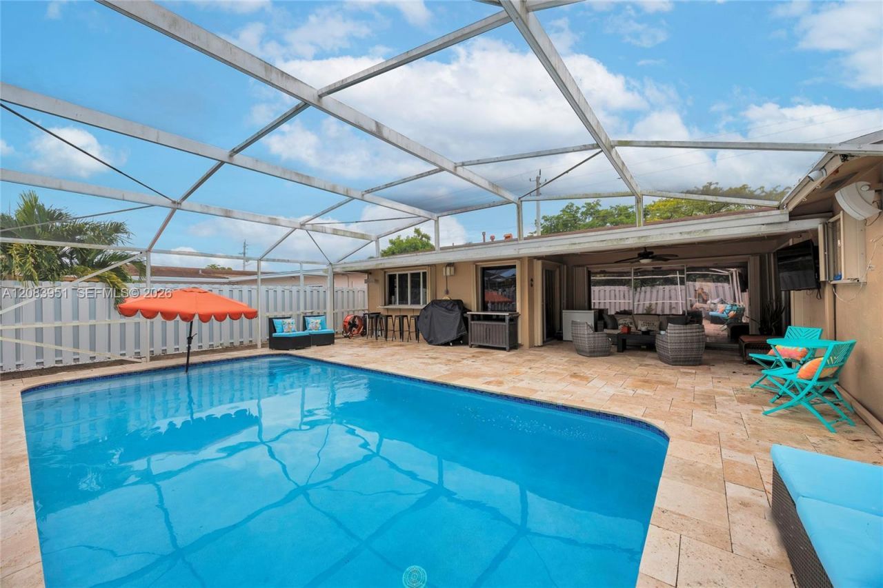 8441 Sunset Strip, Sunrise, FL 33322 Photo