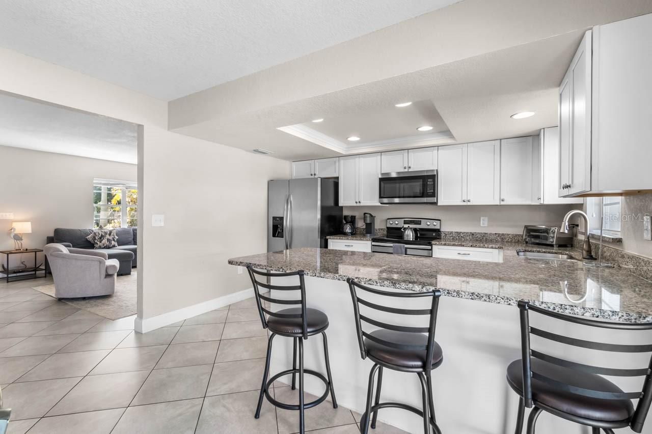 7036 13th Street E, Sarasota, FL 34243 Photo