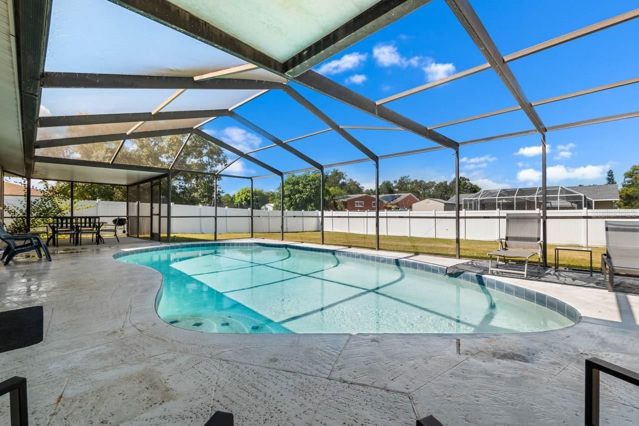 7036 13th Street E, Sarasota, FL 34243 Photo