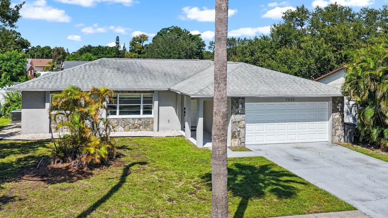 7036 13th Street E, Sarasota, FL 34243 Photo