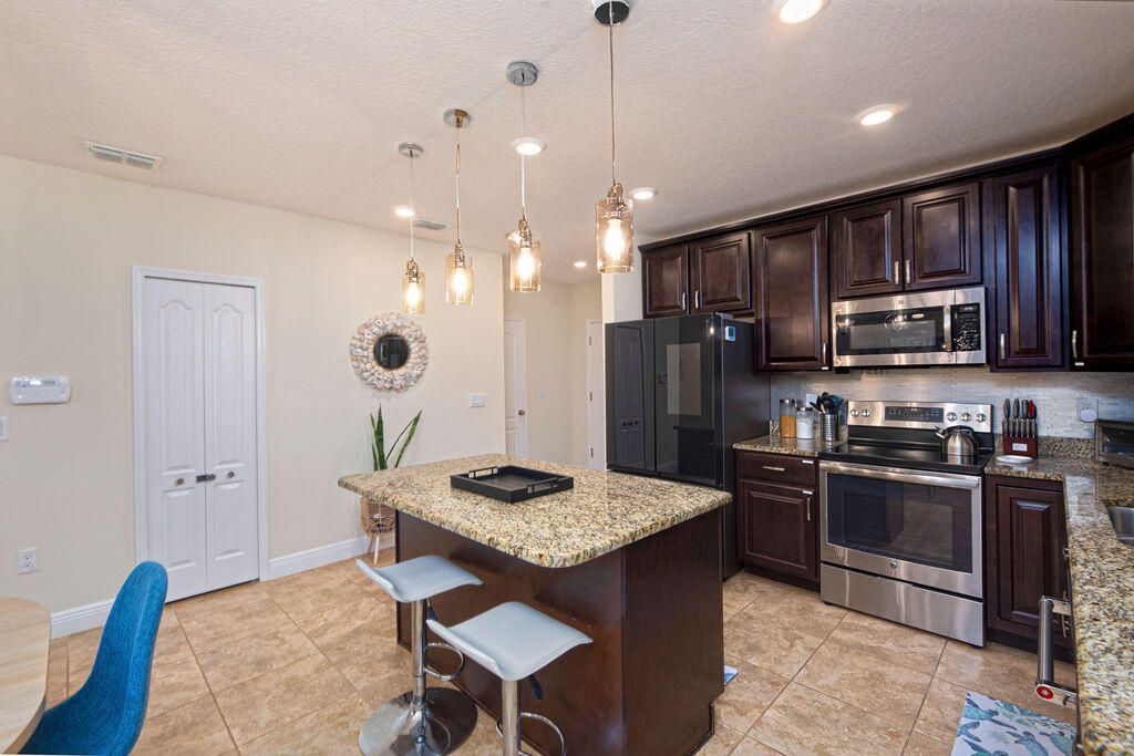 971 SW Jasper Avenue, Port Saint Lucie, FL 34953 Photo