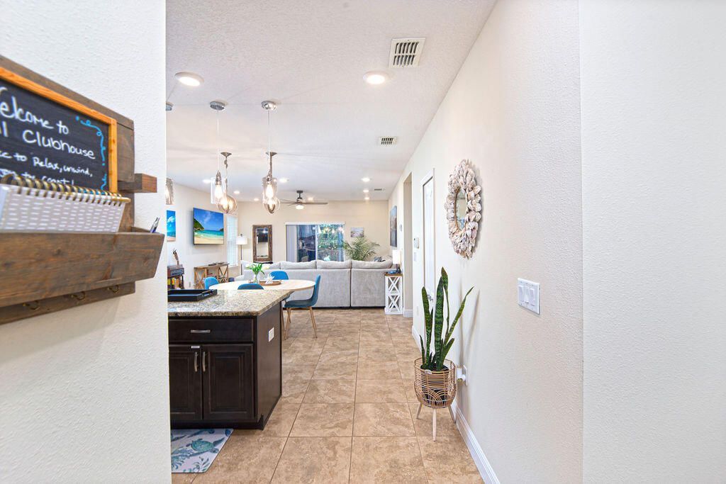 971 SW Jasper Avenue, Port Saint Lucie, FL 34953 Photo