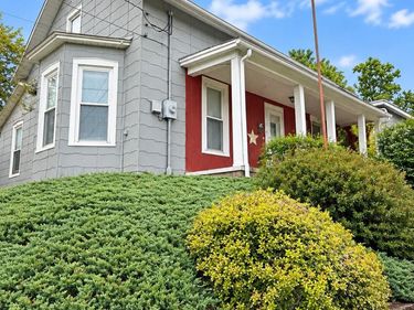 324 N Market Street, Loudonville, OH 44842