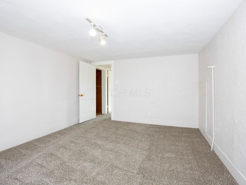 324 N Market Street, Loudonville, OH 44842 Photo 22