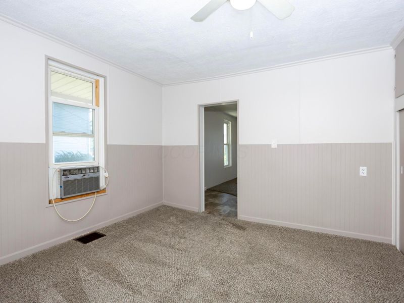 324 N Market Street, Loudonville, OH 44842 Photo 8