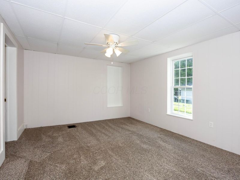 324 N Market Street, Loudonville, OH 44842 Photo 9