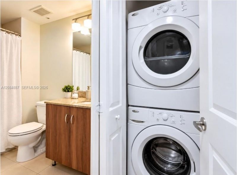 601 NE 23rd St, Unit 1501, Miami, FL 33137 Photo
