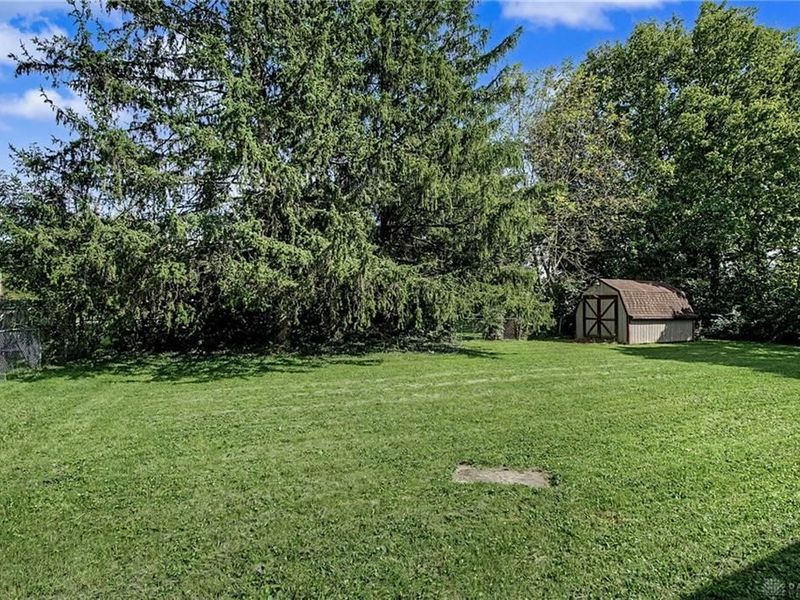4 1st Street, Medway, OH 45341 Photo 34