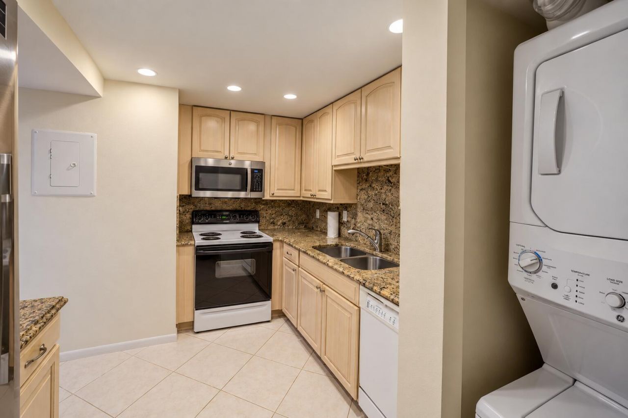 1800 S Ocean Boulevard, Unit 1203, Pompano Beach, FL 33062 Photo