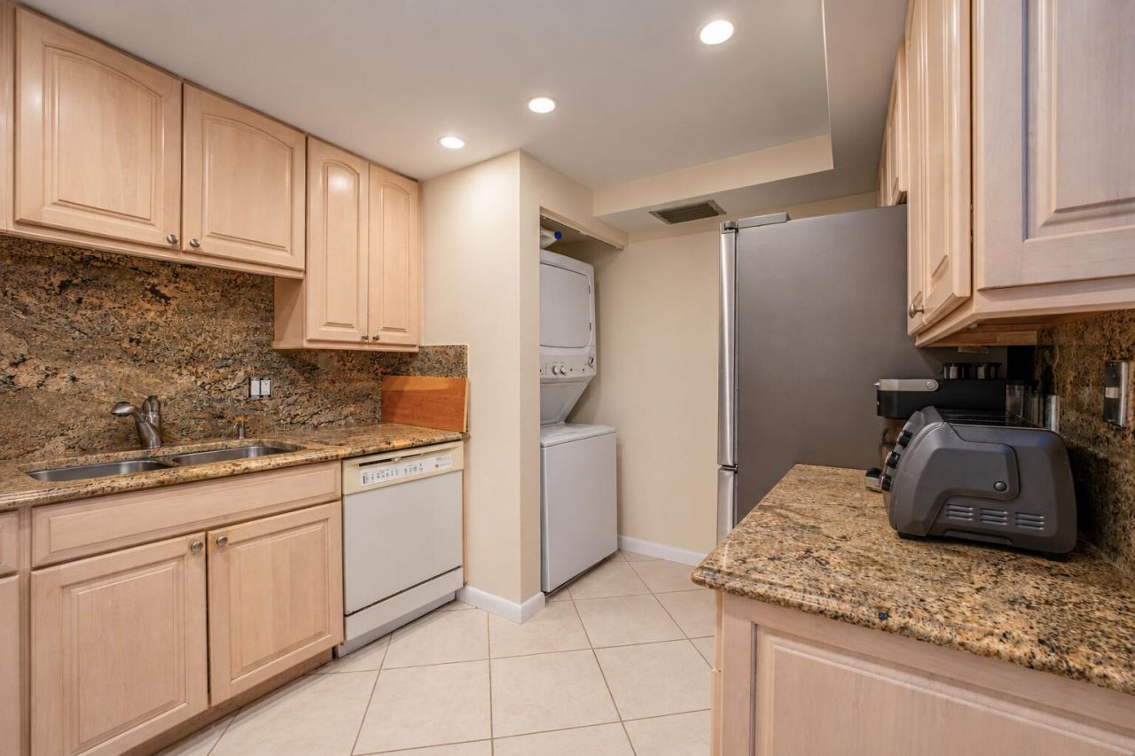1800 S Ocean Boulevard, Unit 1203, Pompano Beach, FL 33062 Photo