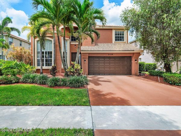2129 Reston Circle , Royal Palm Beach, FL 33411