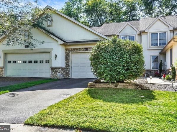 129 CREEKGATE COURT , MILLERSVILLE, PA 17551