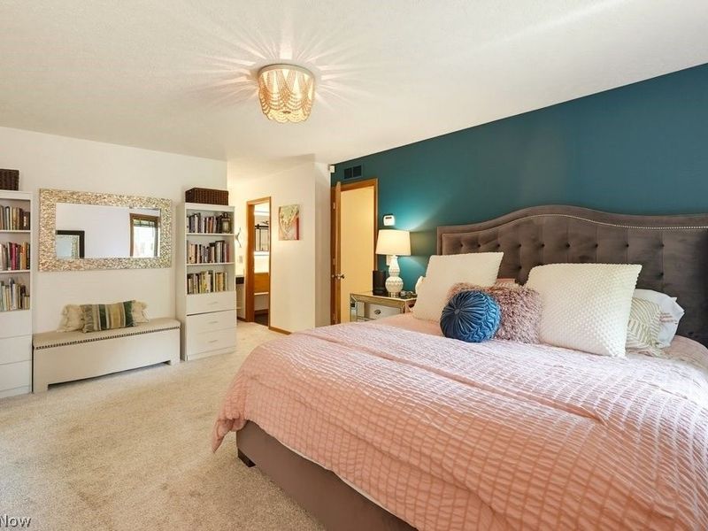 18230 Rolling Brook Drive, Chagrin Falls, OH 44023 Photo 22