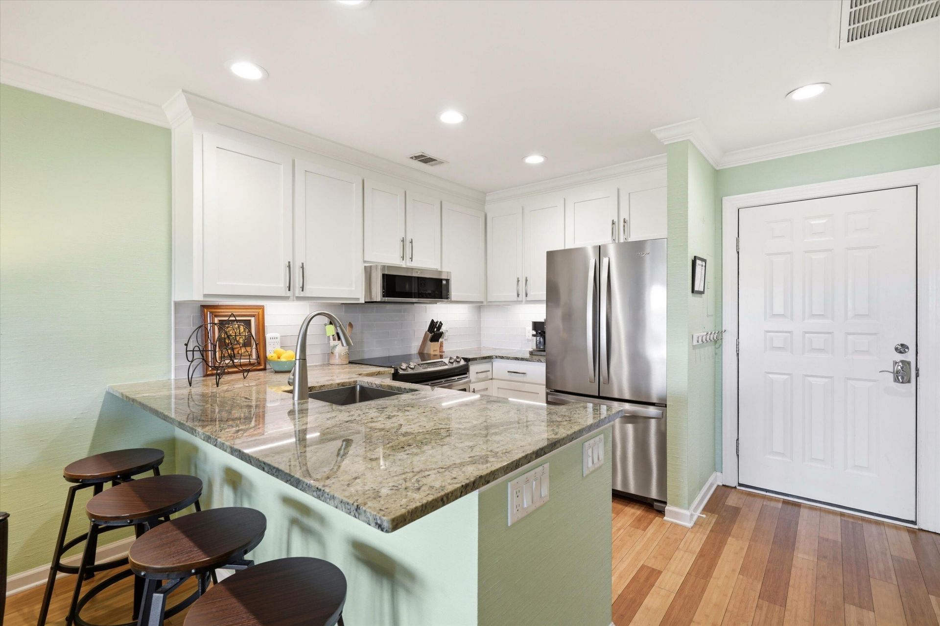 2138 Landfall Way Photo 11