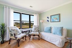 2138 Landfall Way photo 4