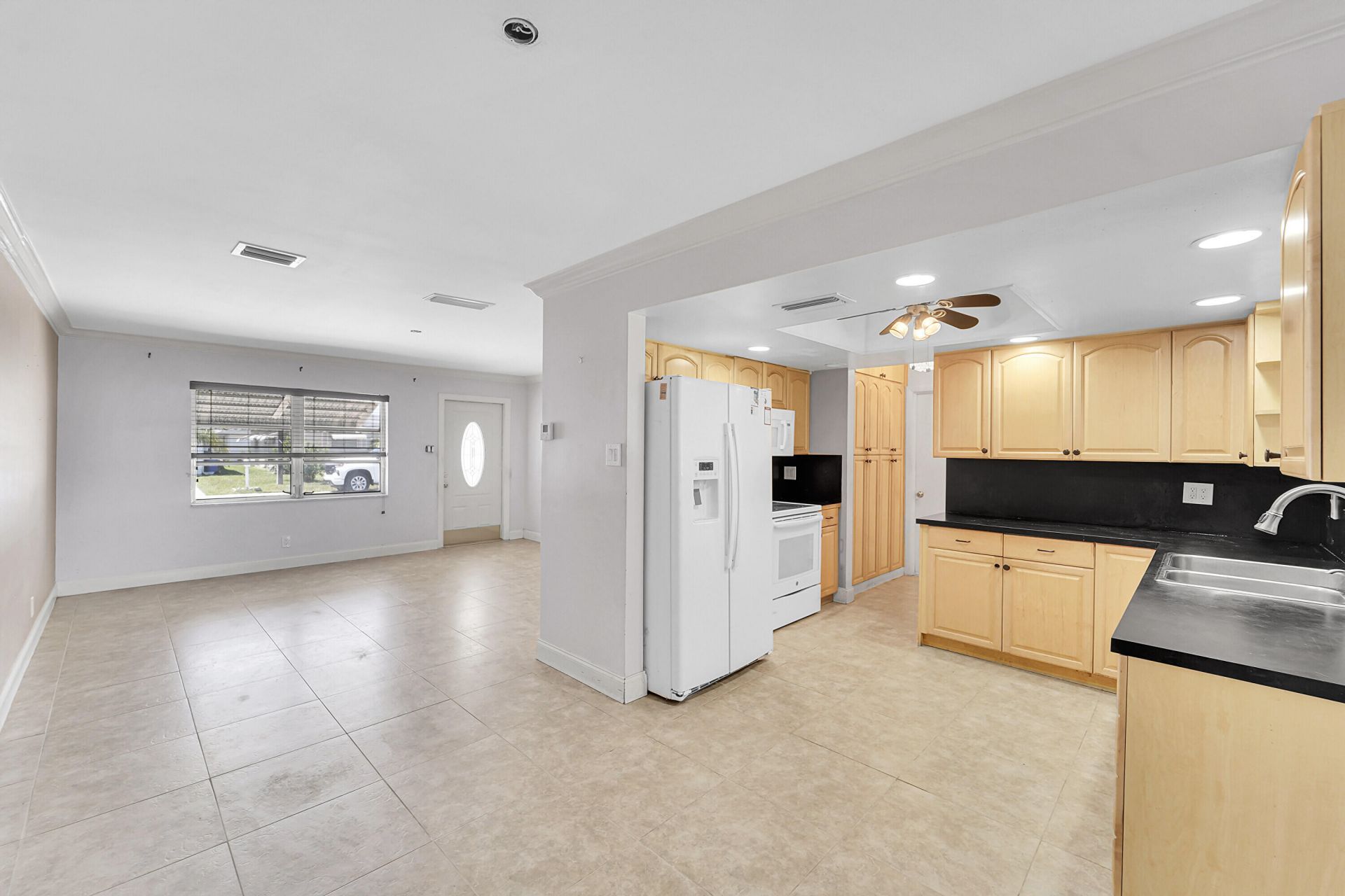 7255 NW 8th Court, Margate, FL 33063 Photo