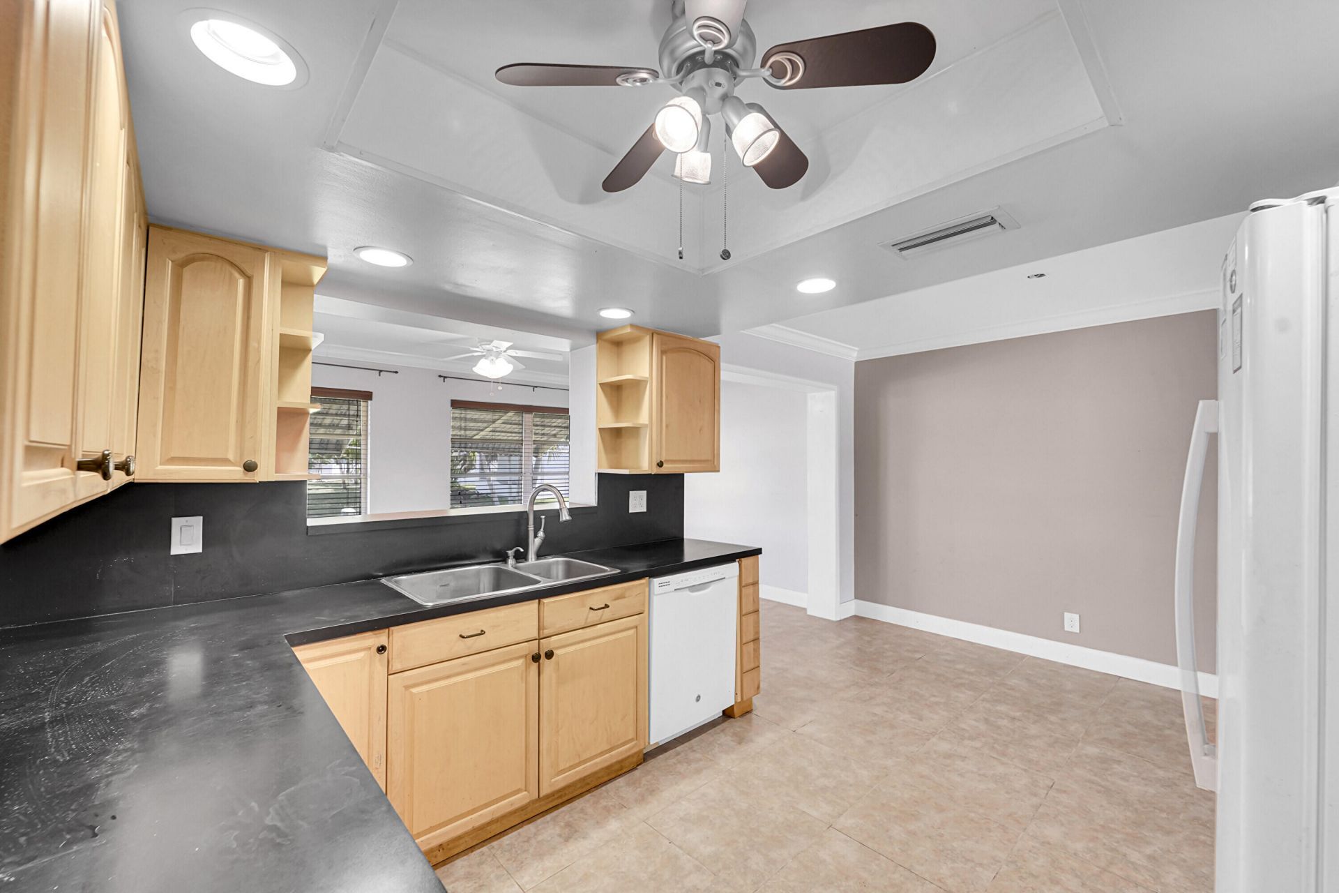 7255 NW 8th Court, Margate, FL 33063 Photo