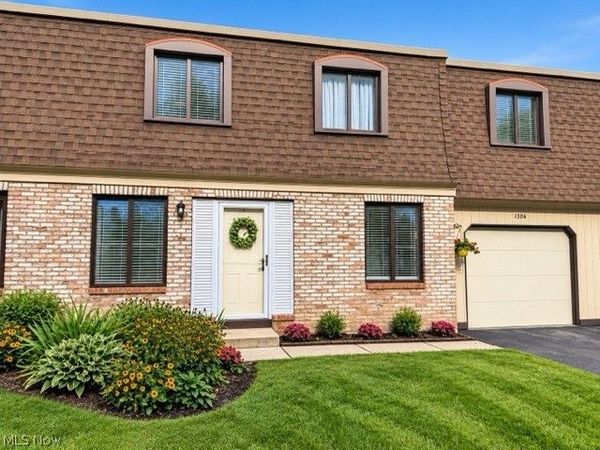 1651 Mentor Avenue , Unit 1306, Painesville, OH 44077