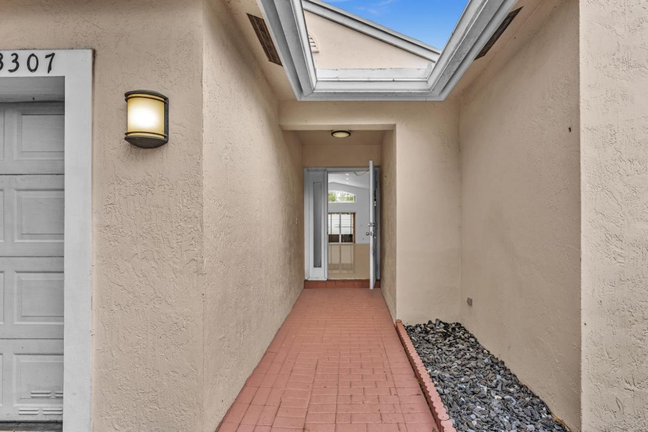 3307 SW 49th Street, Fort Lauderdale, FL 33312 Photo