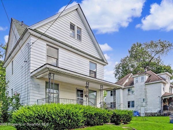 111 Green Street, Dunmore, PA 18512