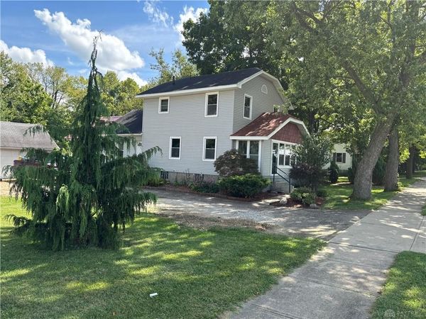 5760 Old Troy Pike, Huber Heights, OH 45424