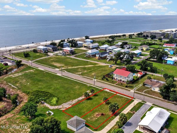 606 Camp Avenue, Gulfport, MS 39501
