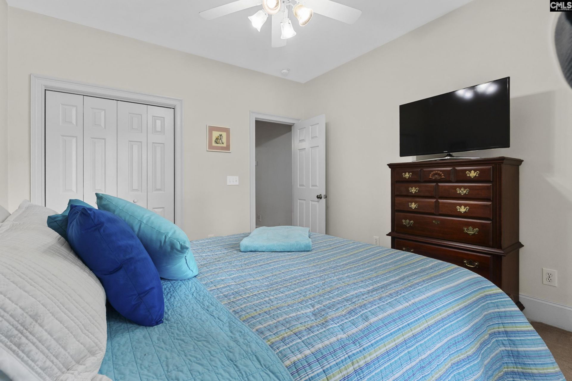 413 Oxenbridge Way Photo 26