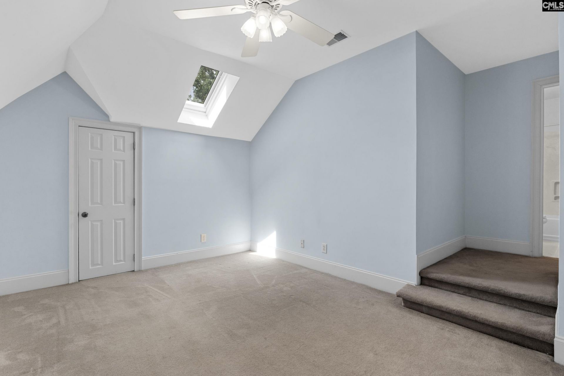 413 Oxenbridge Way Photo 33