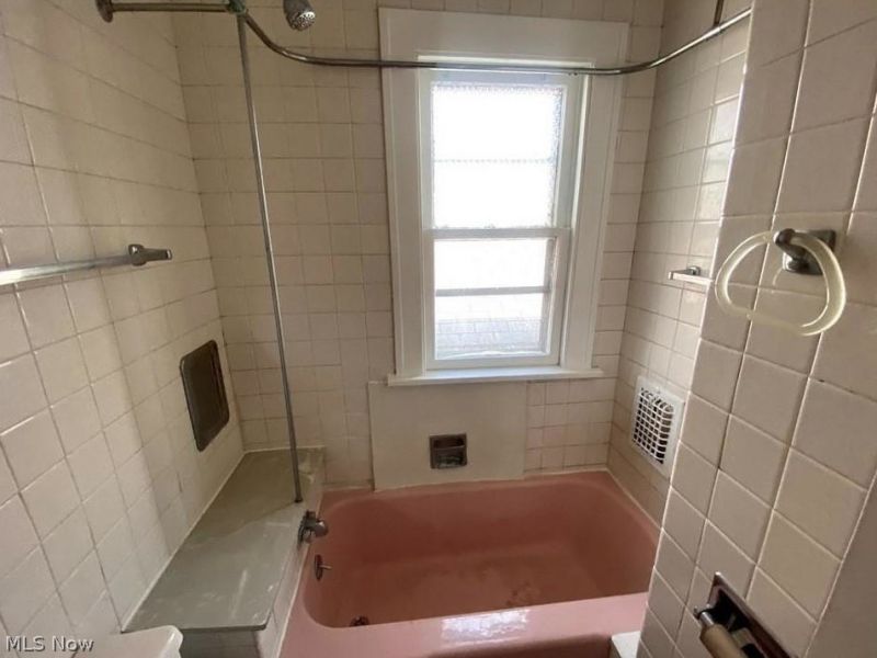 2700 Hood Avenue, Cleveland, OH 44109 Photo 18