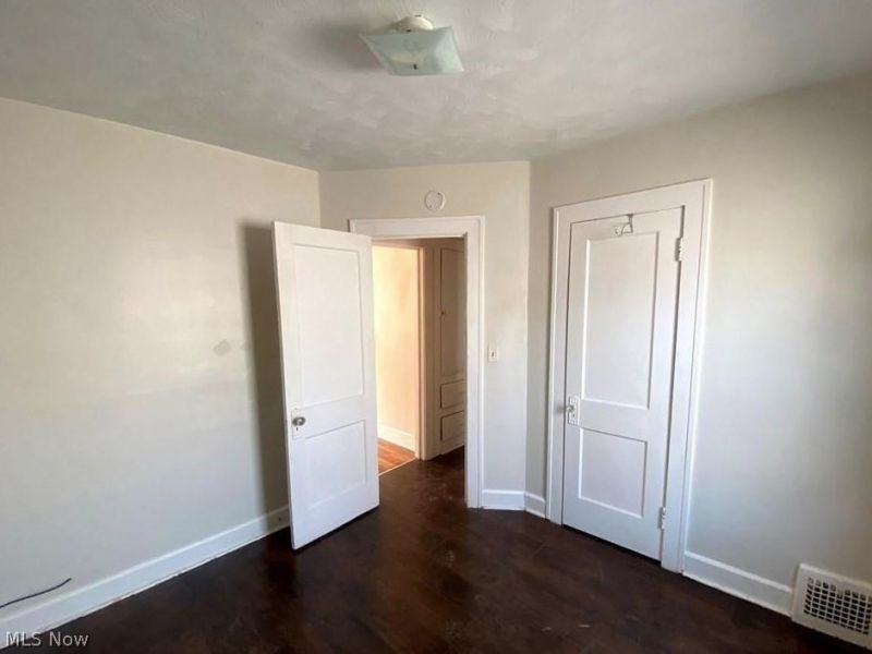 2700 Hood Avenue, Cleveland, OH 44109 Photo 19