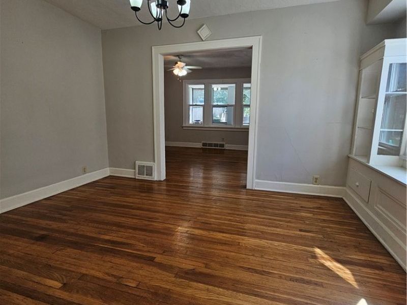 2700 Hood Avenue, Cleveland, OH 44109 Photo 5
