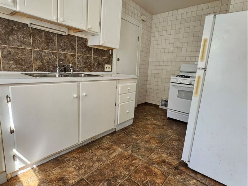 2700 Hood Avenue, Cleveland, OH 44109 Photo 6