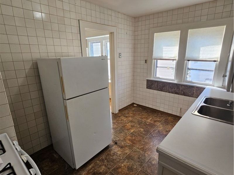 2700 Hood Avenue, Cleveland, OH 44109 Photo 7