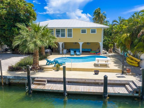 581 12Th Street, KEY COLONY, FL 33051