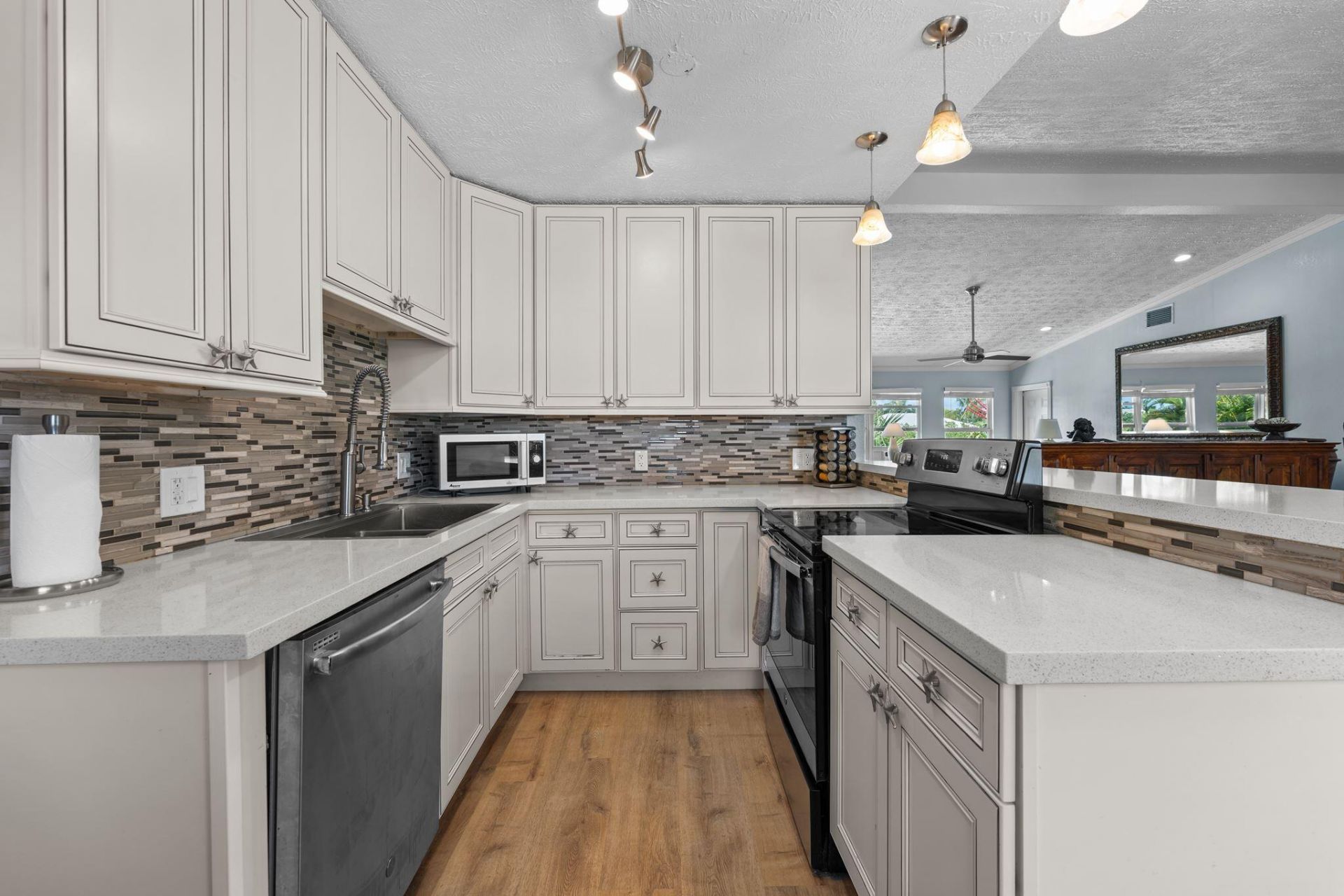 581 12th Street, Key Colony, FL 33051 Photo