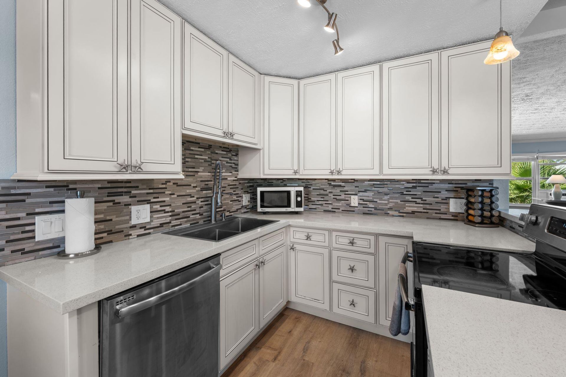 581 12th Street, Key Colony, FL 33051 Photo