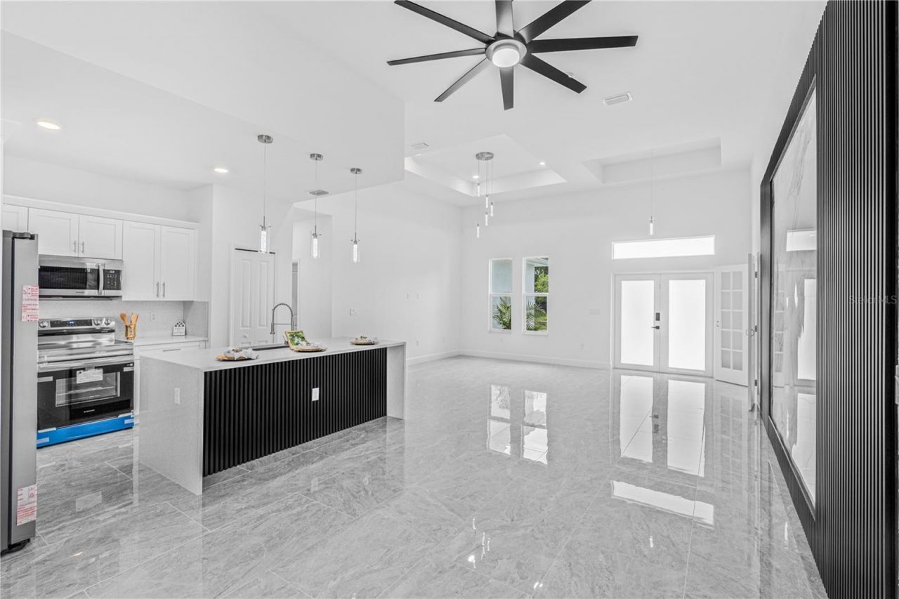 1113 Henry Avenue, Lehigh Acres, FL 33972 Photo