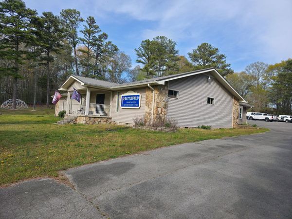 195 Ashley Lane, Rossville, GA 30741