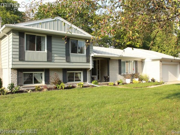 1483 HUNTLEY DR Huntley Drive, Grand Blanc Township, Mi 48439