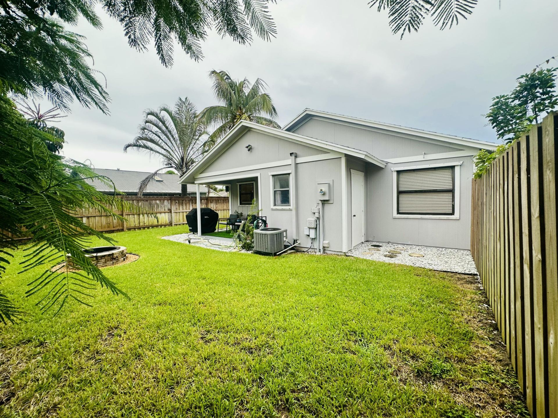 8715 Sol Terrace, West Palm Beach, FL 33403 Photo