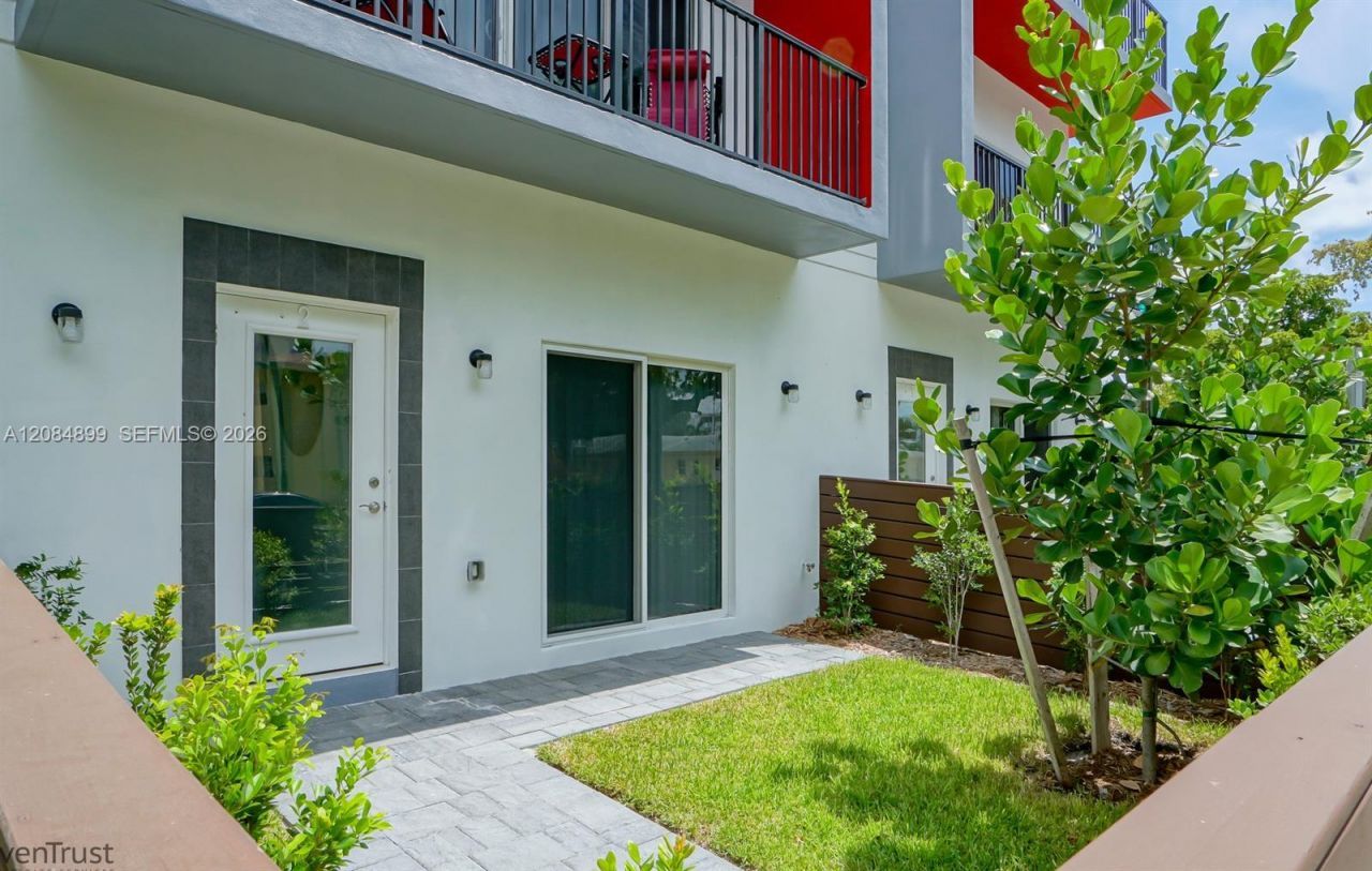 1813 Madison St, Hollywood, FL 33020 Photo