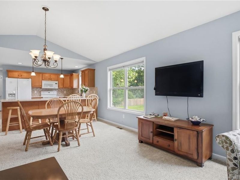 1742 Northpoint Road, Springfield, OH 45503 Photo 13