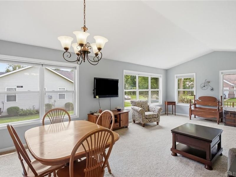 1742 Northpoint Road, Springfield, OH 45503 Photo 14