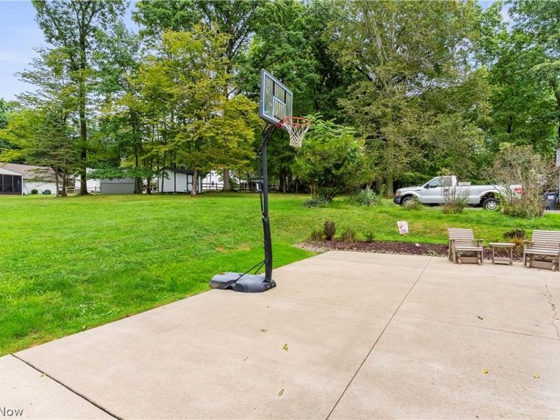 102 Hilltop Boulevard, Canfield, OH 44406 Photo 33