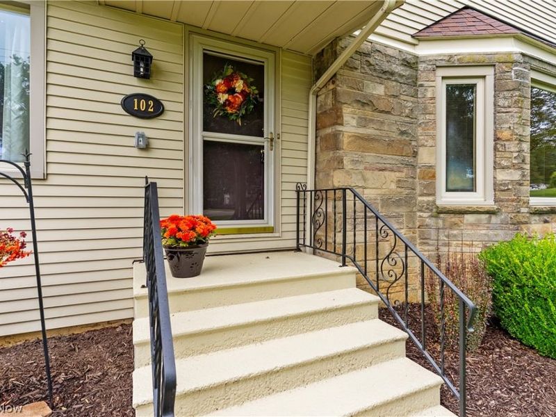 102 Hilltop Boulevard, Canfield, OH 44406 Photo 5