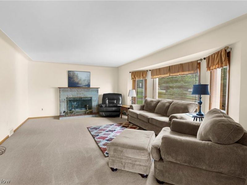102 Hilltop Boulevard, Canfield, OH 44406 Photo 6