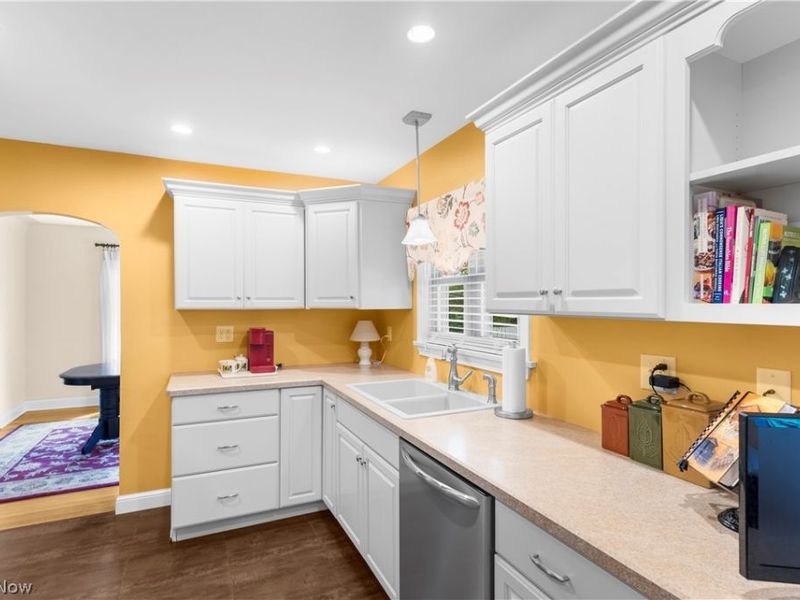102 Hilltop Boulevard, Canfield, OH 44406 Photo 9