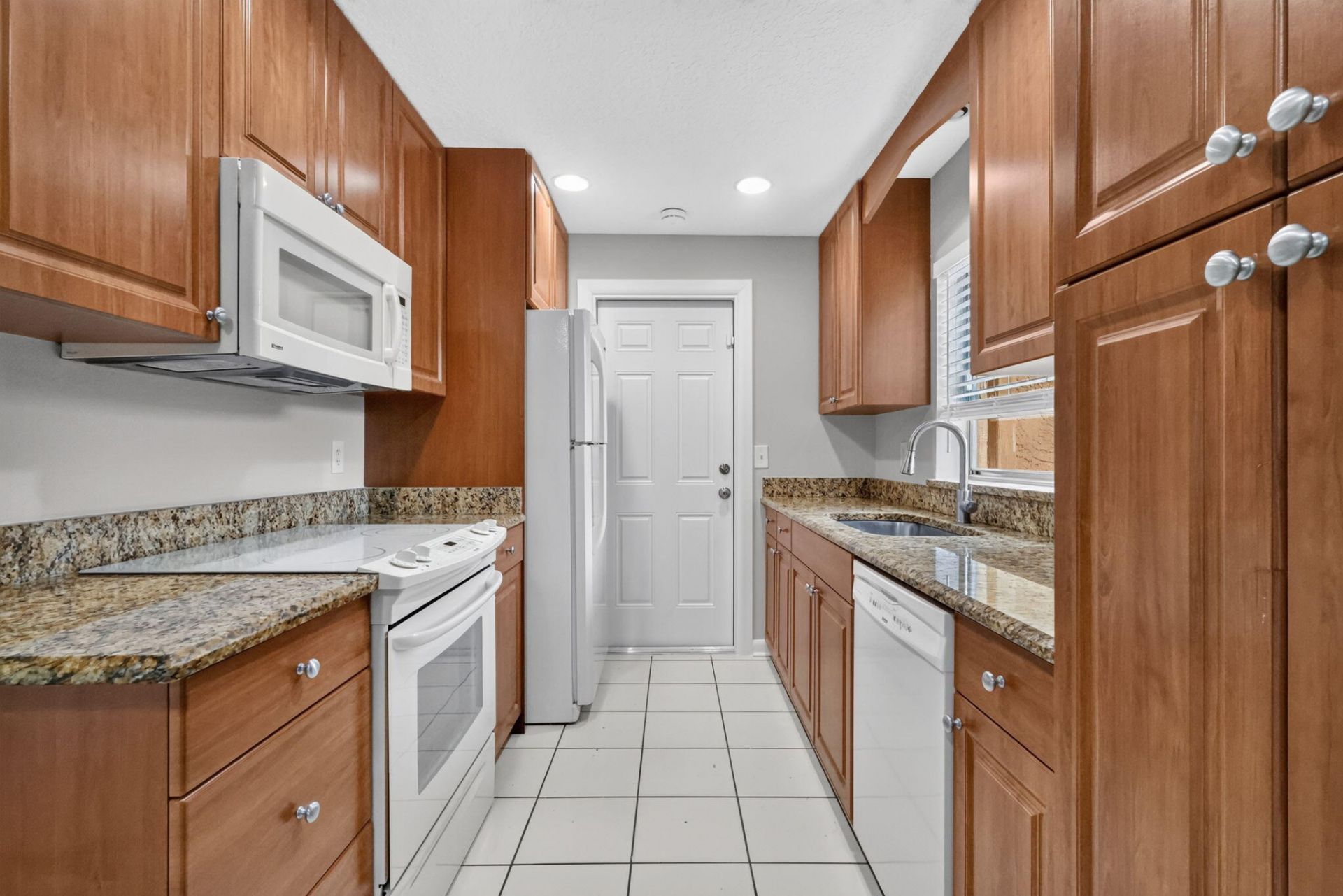 1058 Fernlea Drive, West Palm Beach, FL 33417 Photo